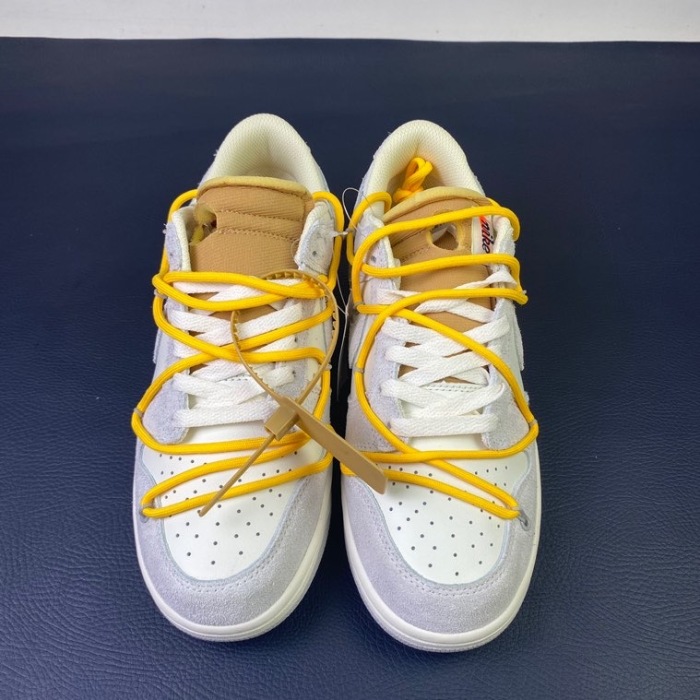 O*ff-W*hite x Nike Dunk Low