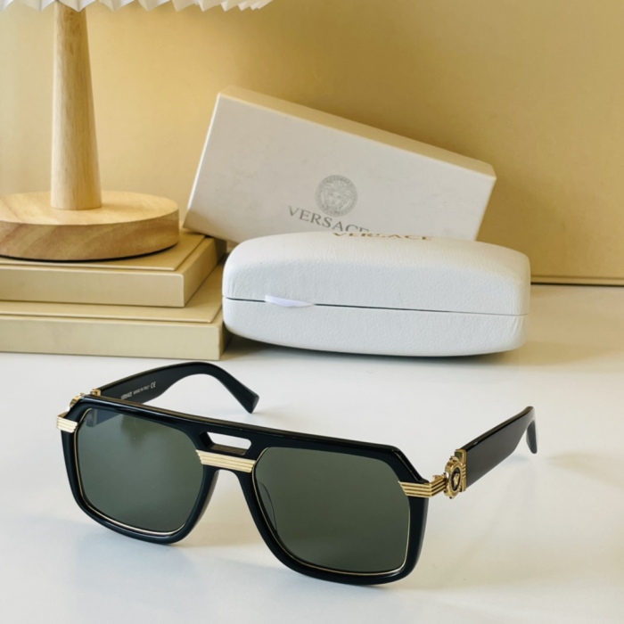 V*ersace Glasses Top