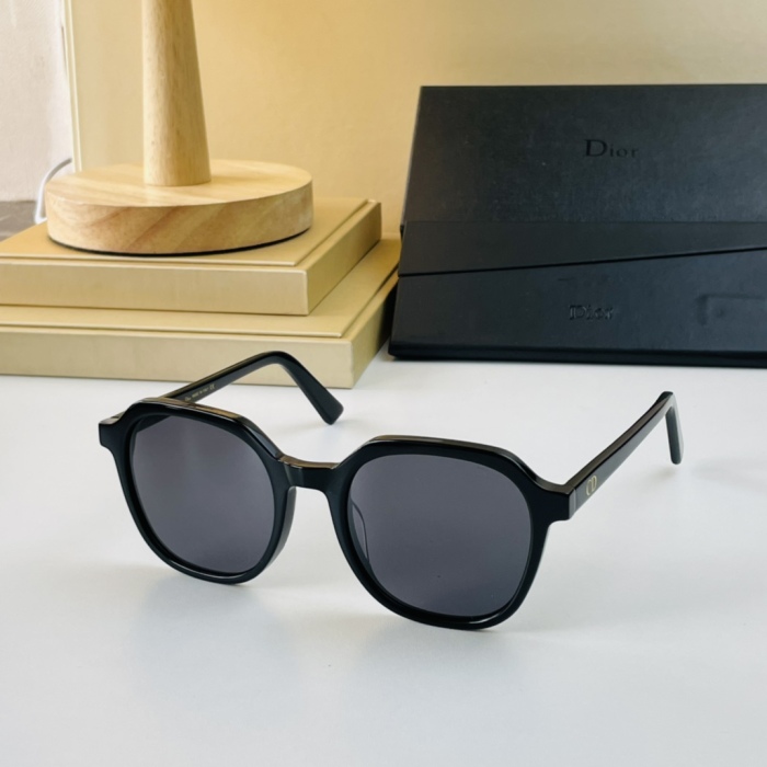 D*ior Glasses Top