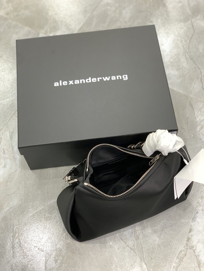 A*lexander W*ang Top Bag 28*18*11.5cm