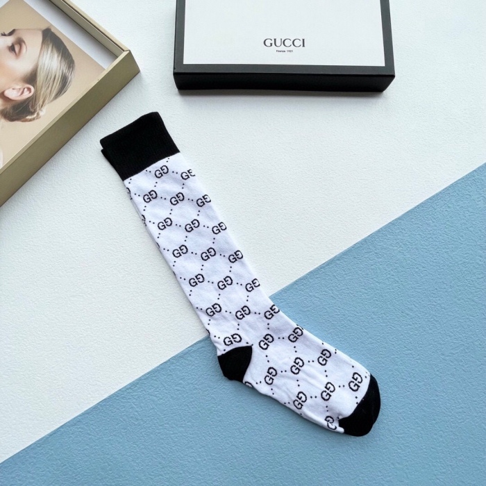 Socks 2pairs