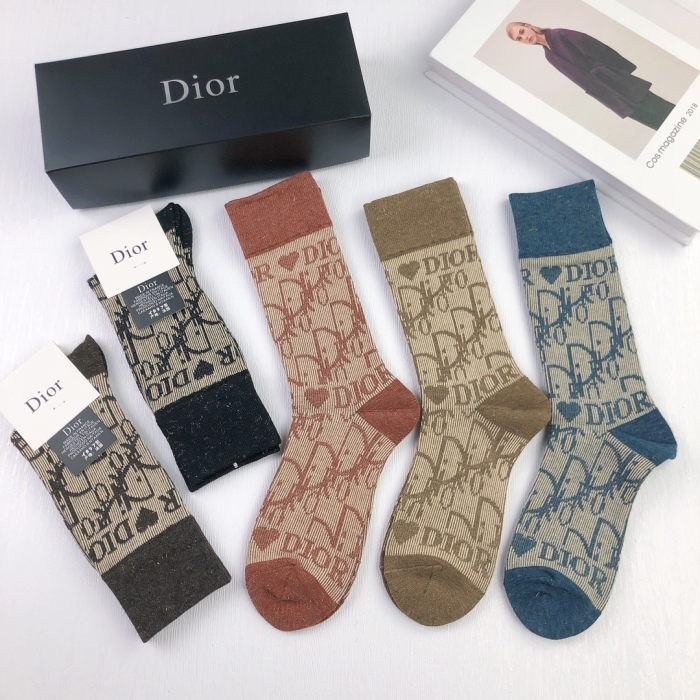 Socks 5 pairs