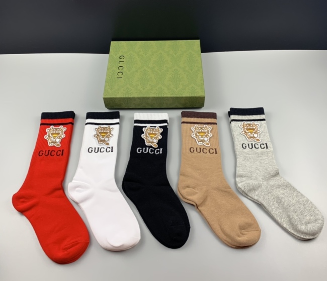 Socks 5 pairs