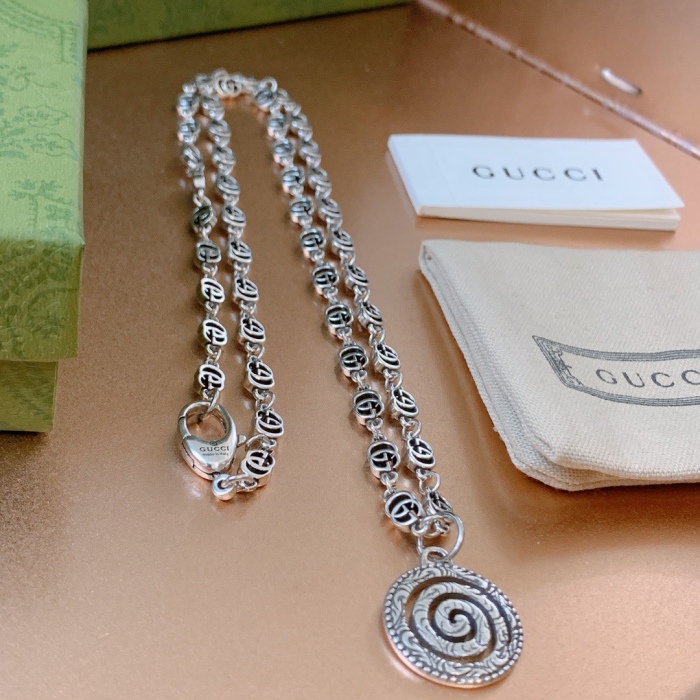 Necklace009