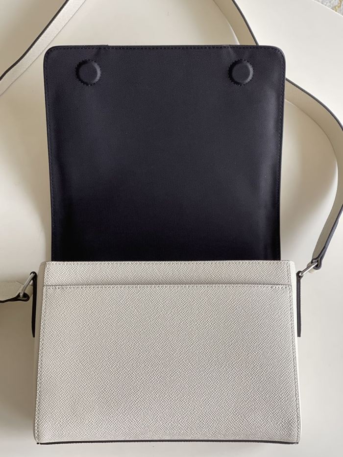L*ouis V*uitton Bag Top Quality 28.3*18.3*4.3CM