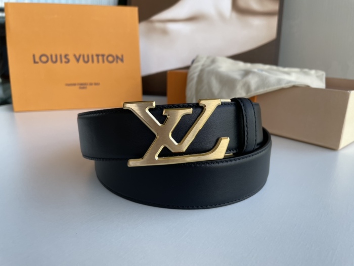 L*ouis V*uitton Belts Top Quality596