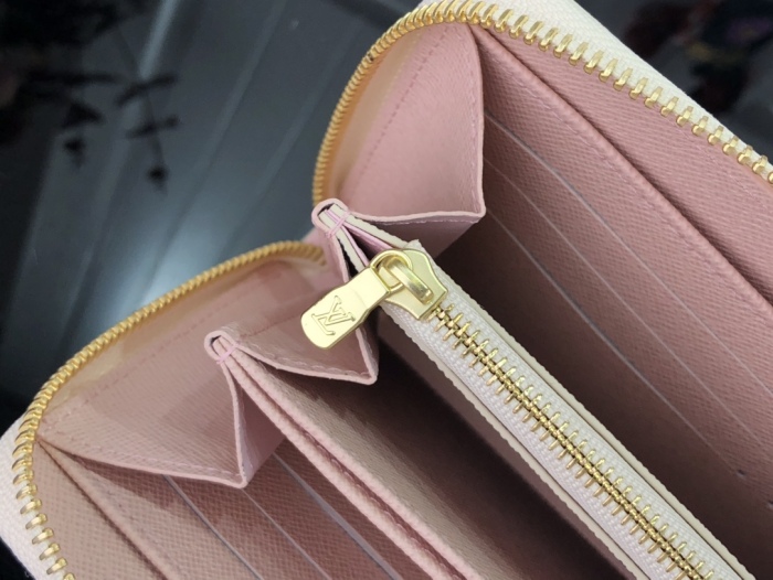 L*ouis V*uitton Bag Top Quality 19.5*10.5*2.5cm