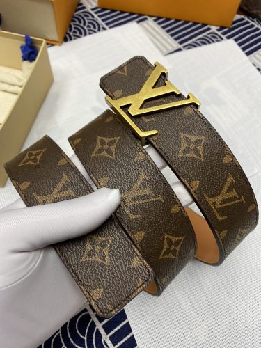 L*ouis V*uitton Belts Top Quality749