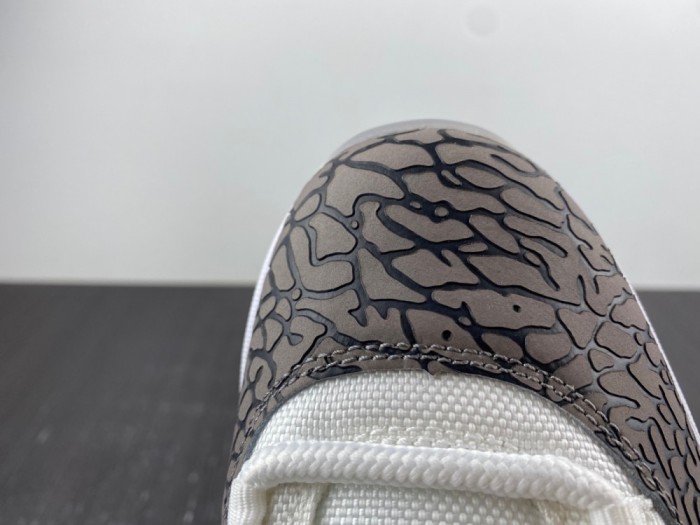 Air Jordan 11 Low WMNS “Yellow Snakeskin” AV2187-140
