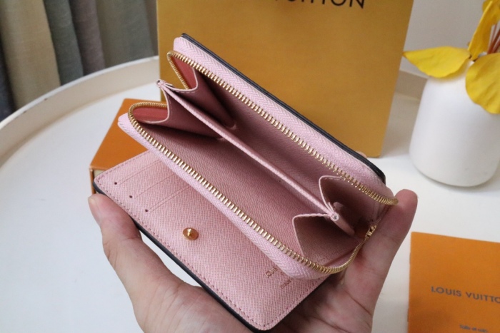 L*ouis V*uitton Bag Top Quality 11.5*8.5*2.2CM