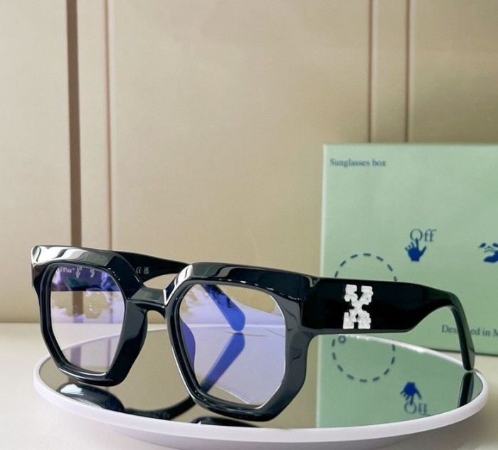 O*ff W*hite Glasses Top