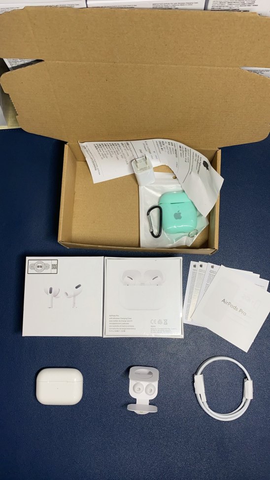 A*irpods 3 Pro