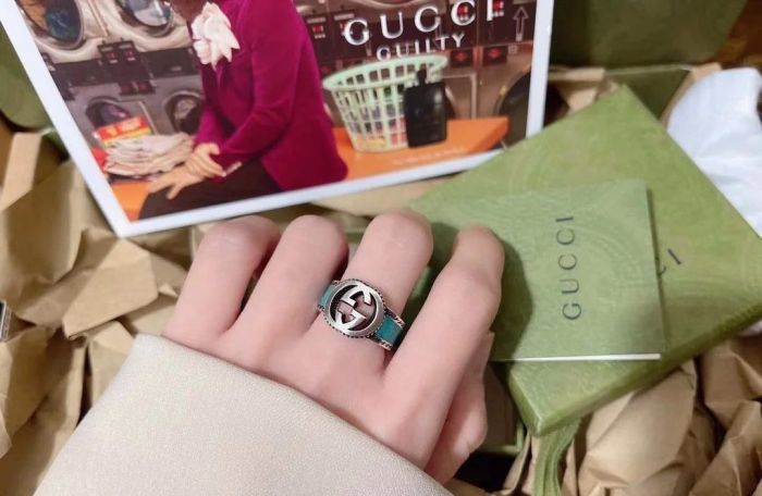 Ring004