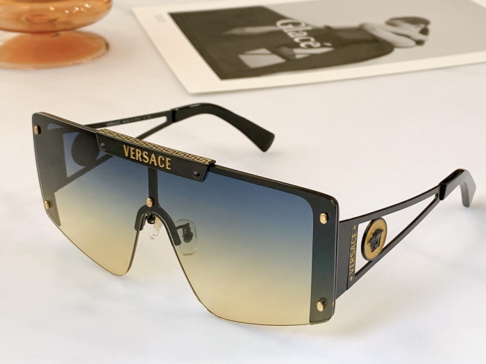 V*ersace Glasses Top