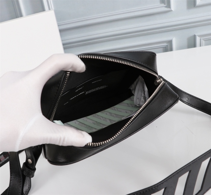 O*ff W*hite Bag Top Quality 21×16×9CM
