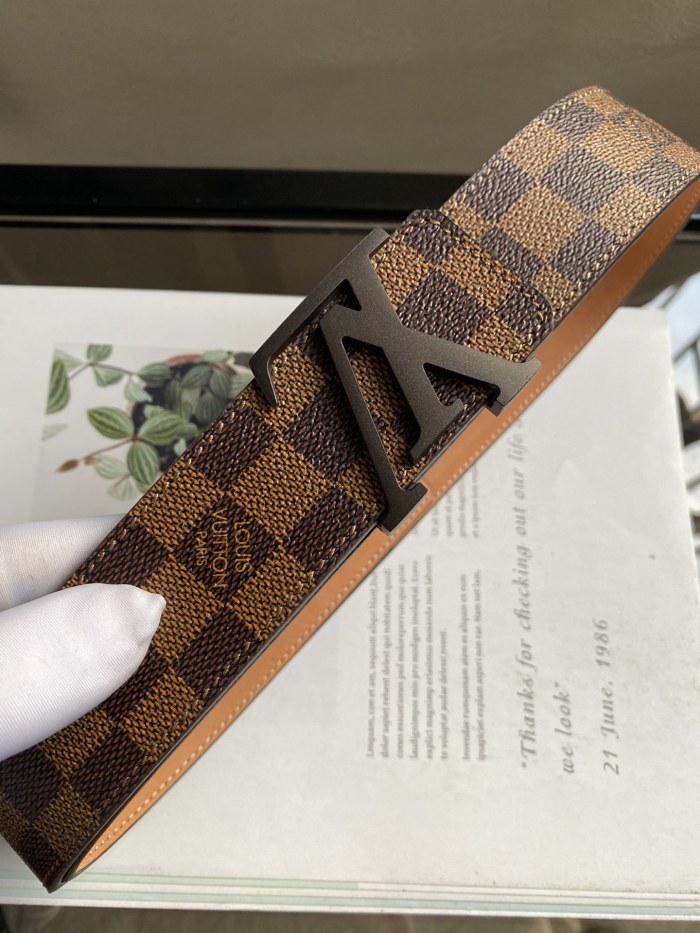 L*ouis V*uitton Belts Top Quality598