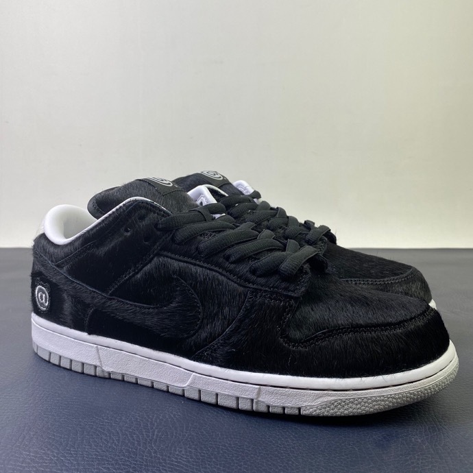 Nike SB Dunk Low