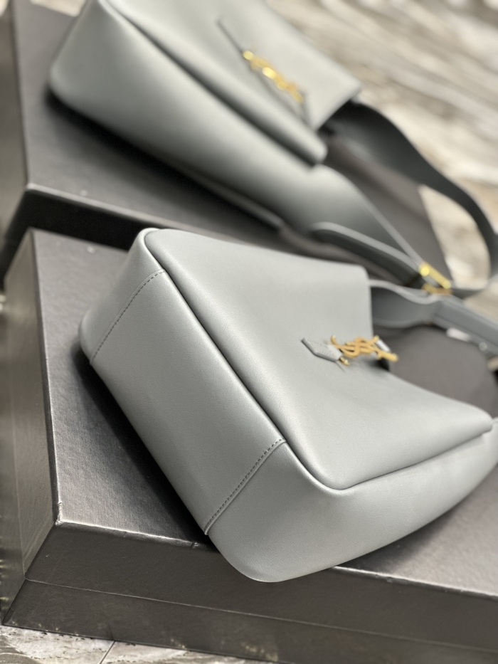 Y*SL Bag Top Quality 23*22*8.5CM