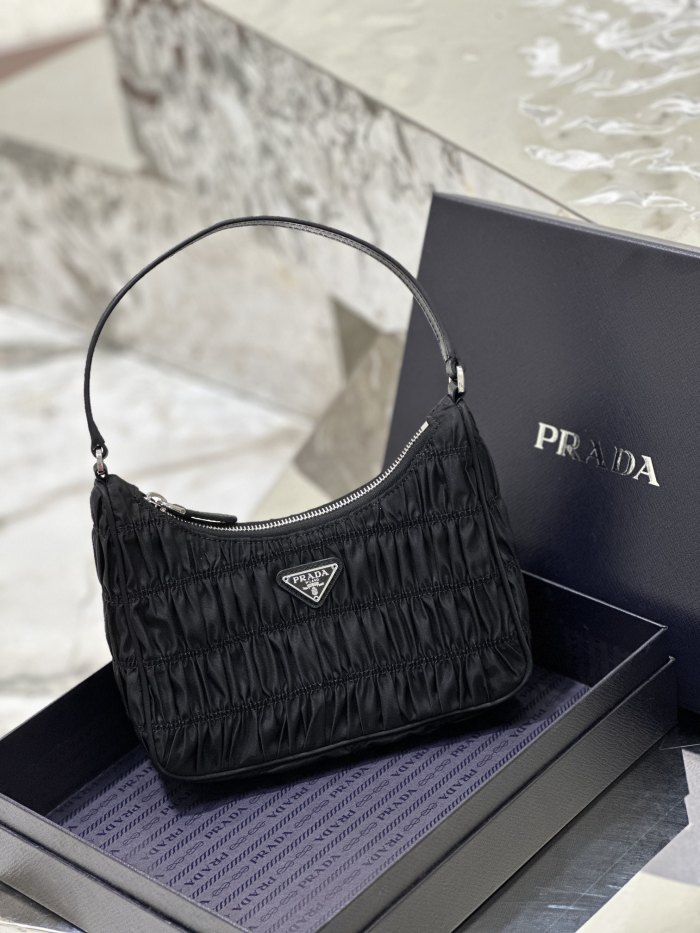 P*rada Top Bag 22*18*6CM