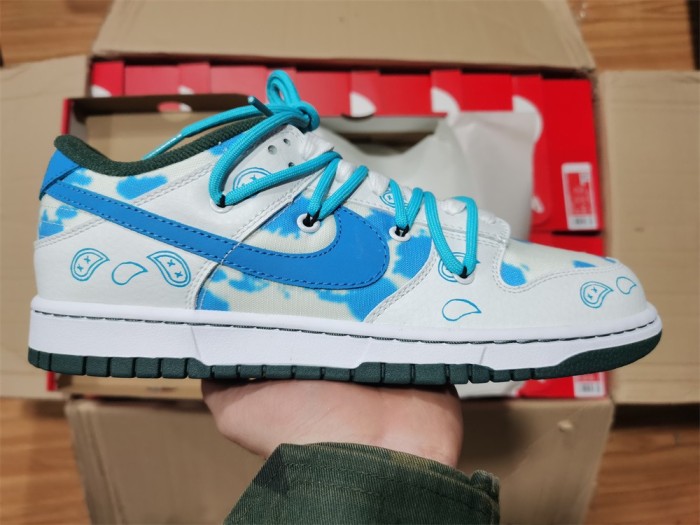 Nike Dunk Low DH0952-100