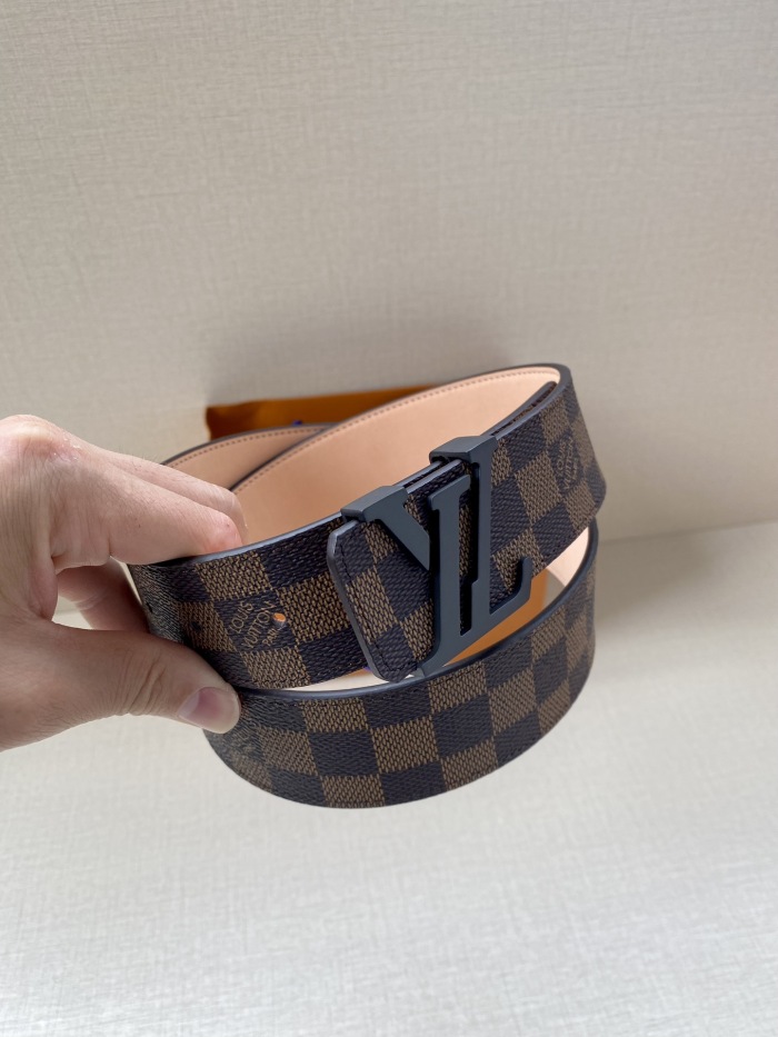 L*ouis V*uitton Belts Top Quality709