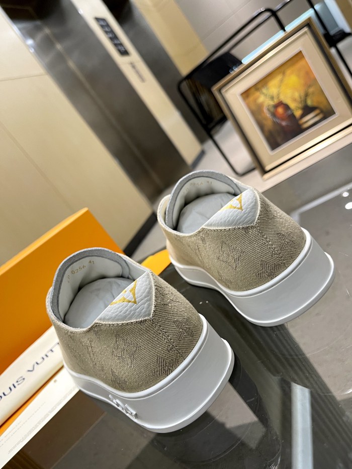 Men L*ouis V*uitton Top Sneakers