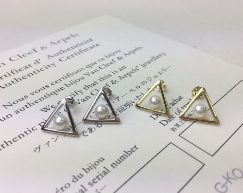 Earrings001