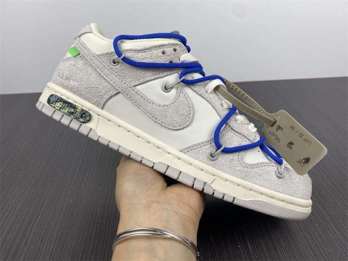 O*ff-W*hite x Nike Dunk Low