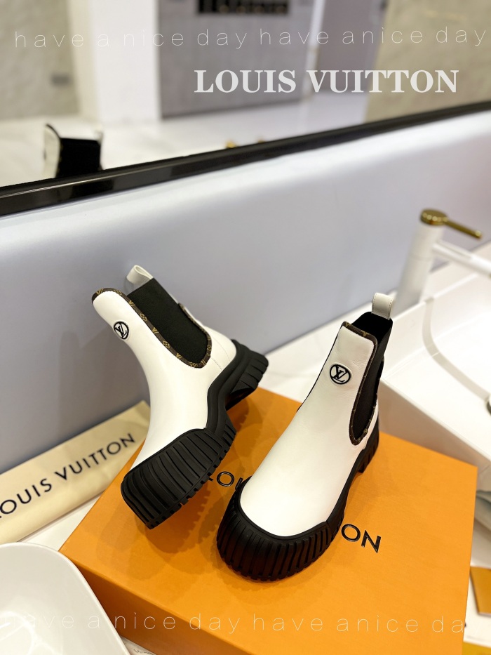 Women L*ouis V*uitton Top Sneakers