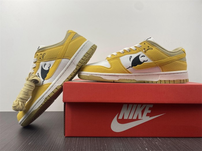 NIKE DUNK LOW