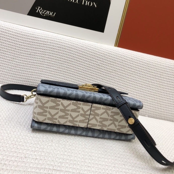 M*ichael K*ors Top Bag 23*16*9cm