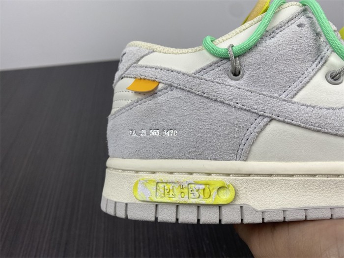 O*ff-W*hite x Nike Dunk Low