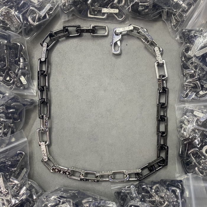 Necklace001