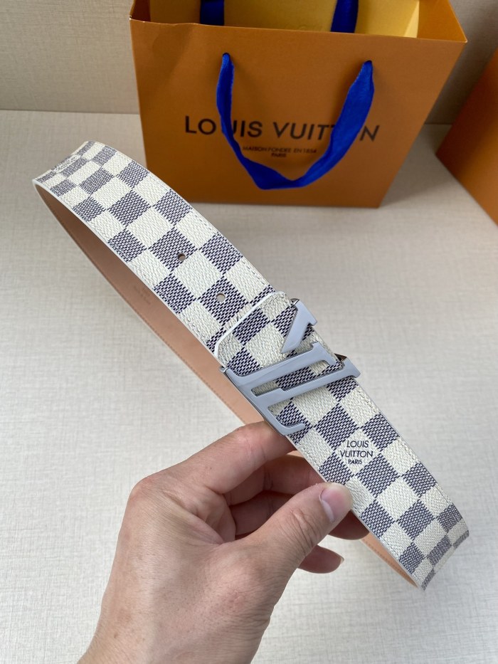 L*ouis V*uitton Belts Top Quality709