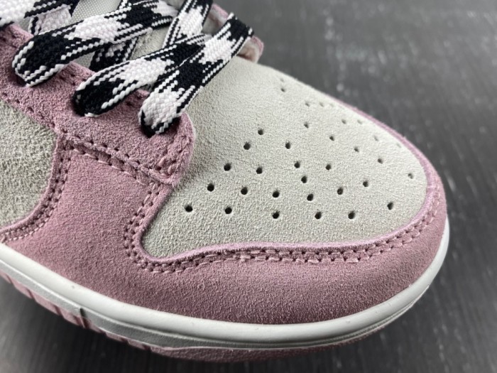 Nike SB Dunk Low DV3054-600
