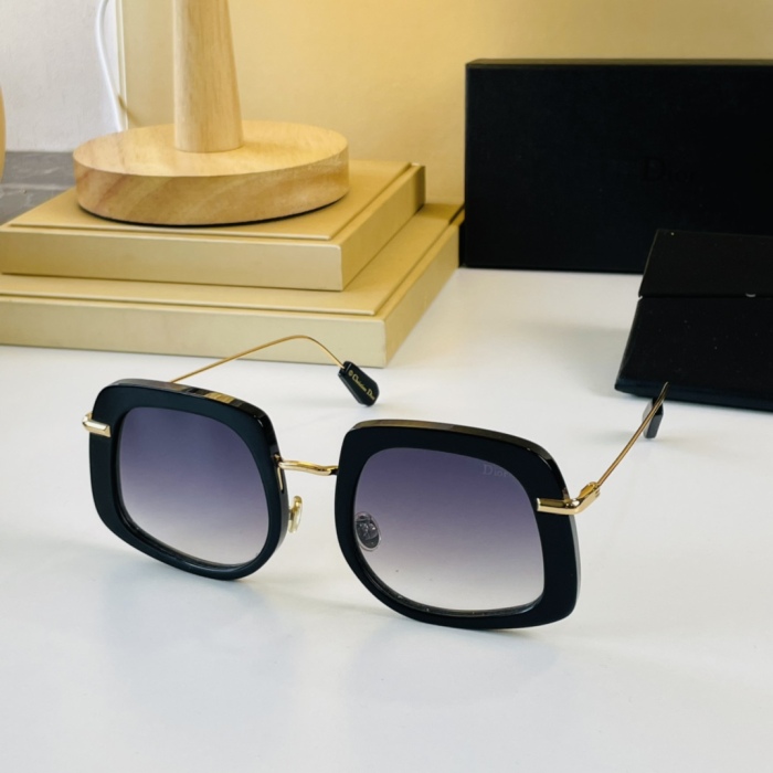 D*ior Glasses Top