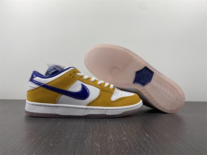 Nike SB Dunk Low BQ6817-800