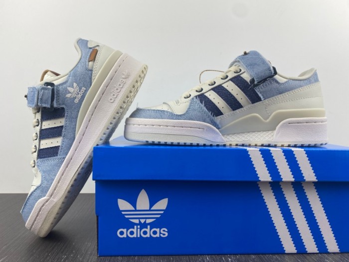 A*didas Originals Forum 84 Low HQ6334