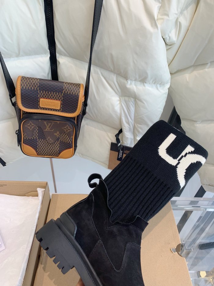 Women U*GG Top Sneaker