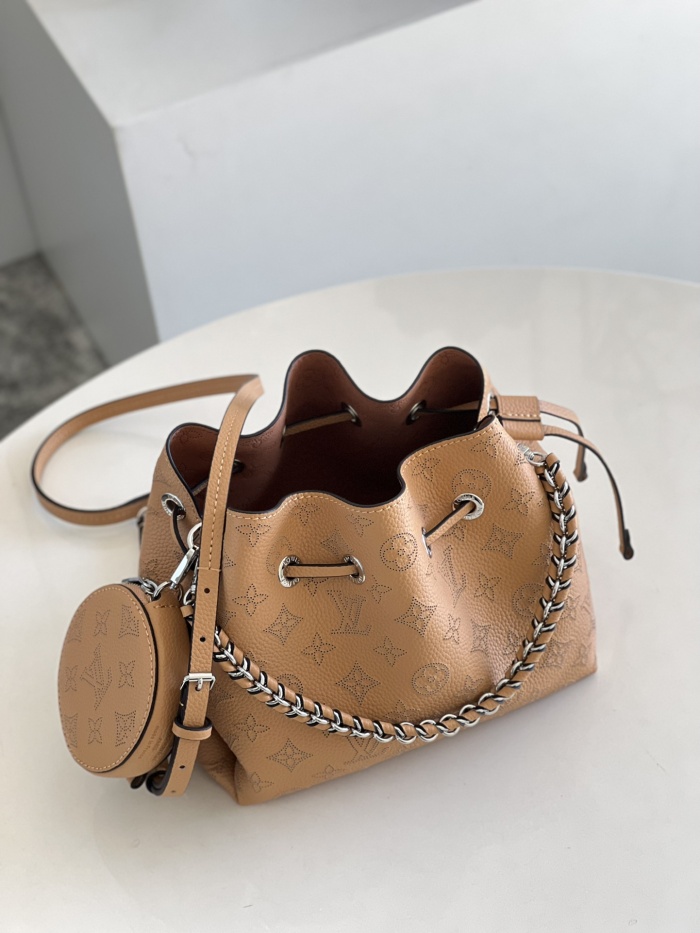L*ouis V*uitton Bag Top Quality 19*22*14cm