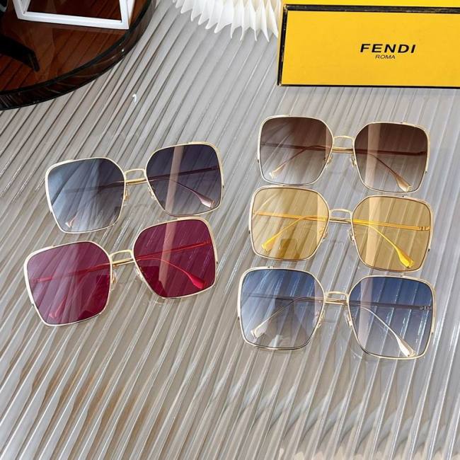 F*endi Glasses Top