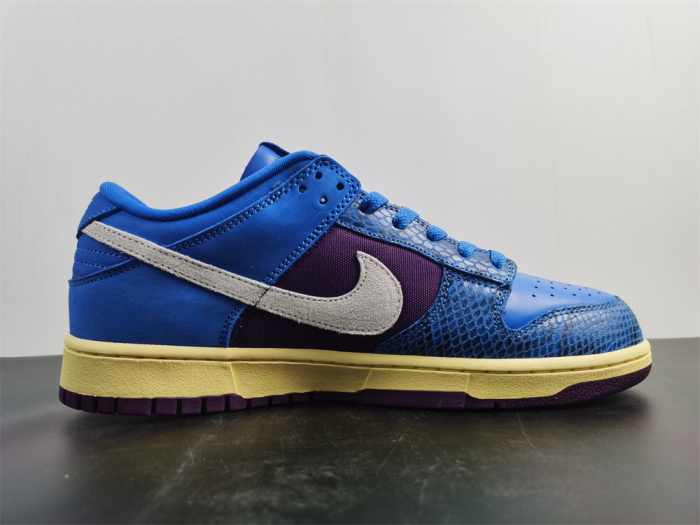 UNDEFEATED x Nike SB Dunk Low DH6508-400