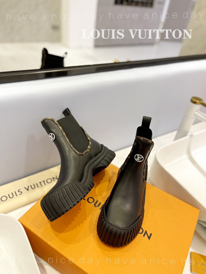 Women L*ouis V*uitton Top Sneakers