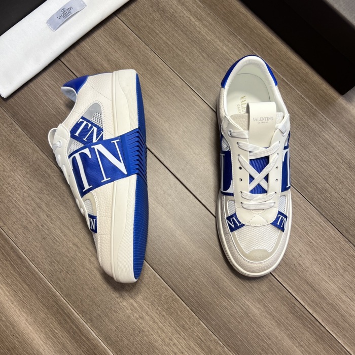 Men 𝑉*𝐴𝐿𝐸𝑁𝑇𝐼𝑁𝑂 Top Sneakers