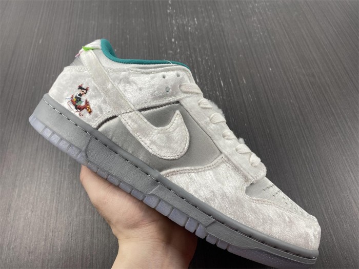 Nike Dunk Low DO2326-001