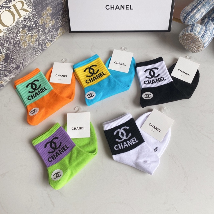 Socks 5 pairs
