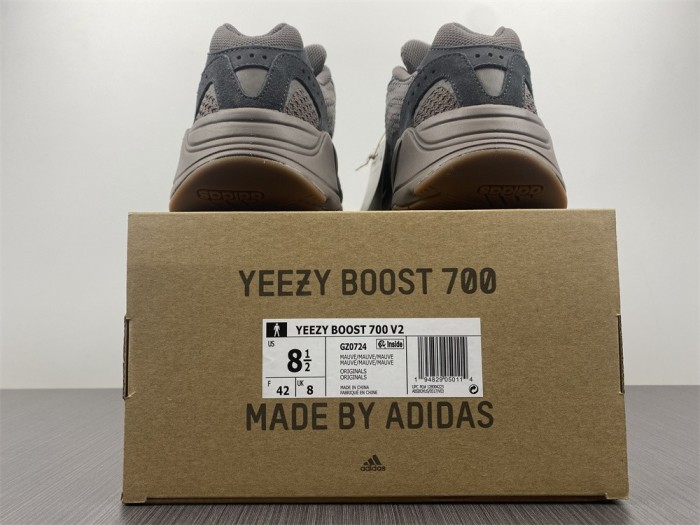Yeezy Boost 700 V2 GZ0724