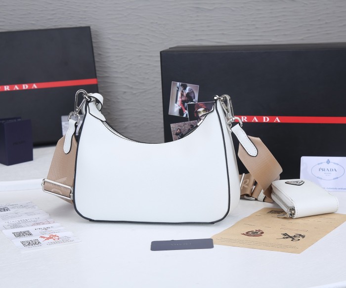 P*rada Bag Top Quality 23*17*6.5CM