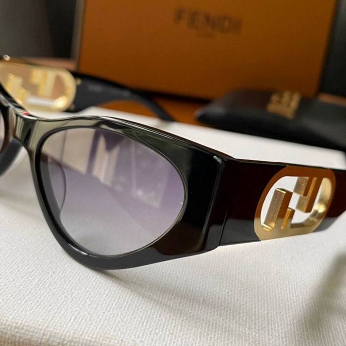 F*endi Glasses Top