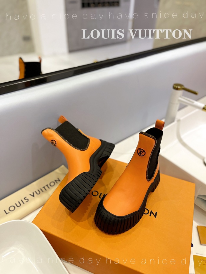 Women L*ouis V*uitton Top Sneakers